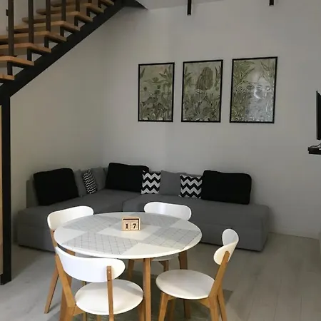 Appartamento Two Level In The Centre Of